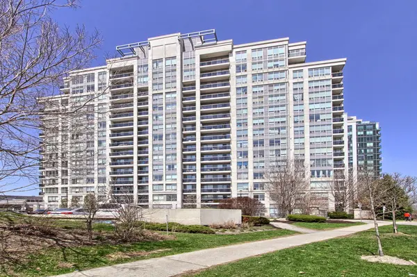 50 DISERA DR #905, Vaughan, ON L4J 9G1