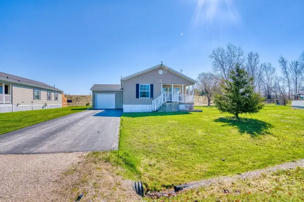 116 Parkview CIR, Wellington North, ON N0G 2K0