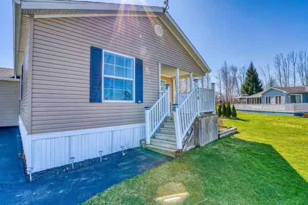 116 Parkview CIR, Wellington North, ON N0G 2K0