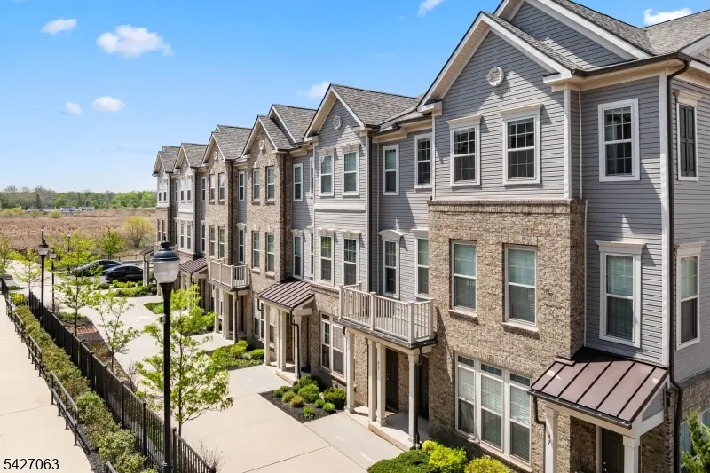 49 Robeson St, Somerville Boro, NJ 08876