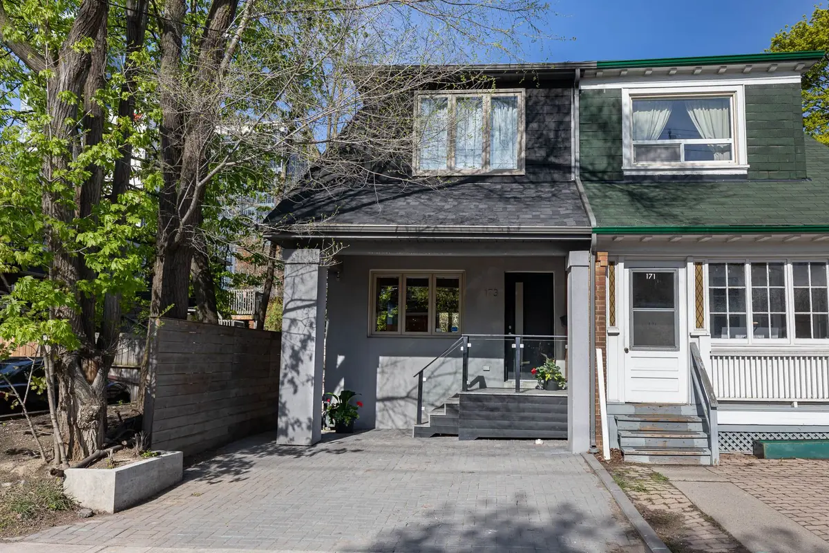 173 Duplex AVE, Toronto C03, ON M5P 2A8