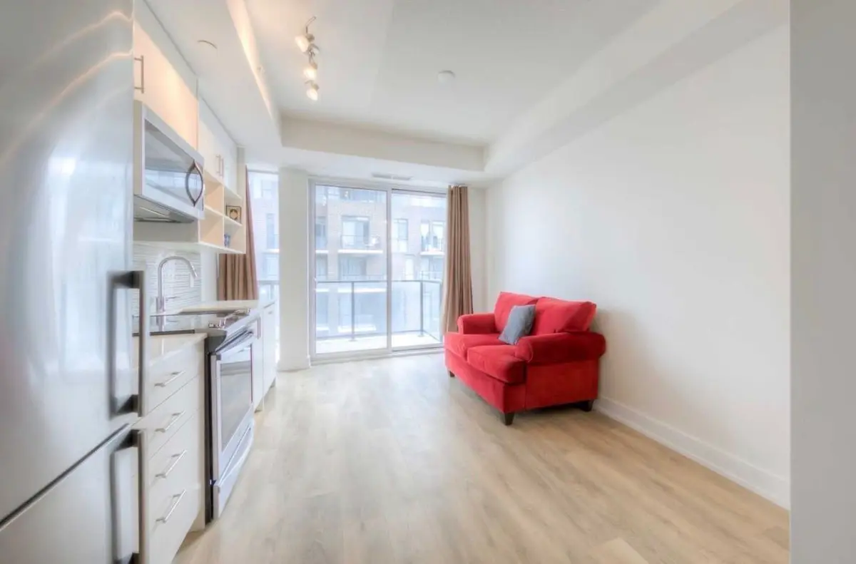 128 Fairview Mall DR #317, Toronto C15, ON M2J 2Z1