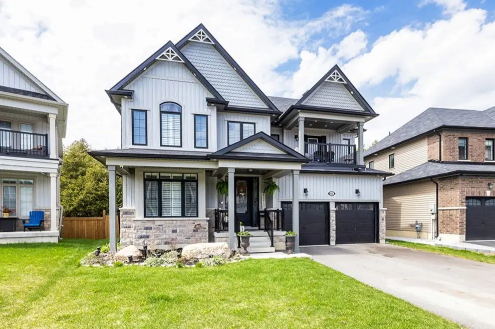 82 Hennessey CRES, Kawartha Lakes, ON K9V 0P4