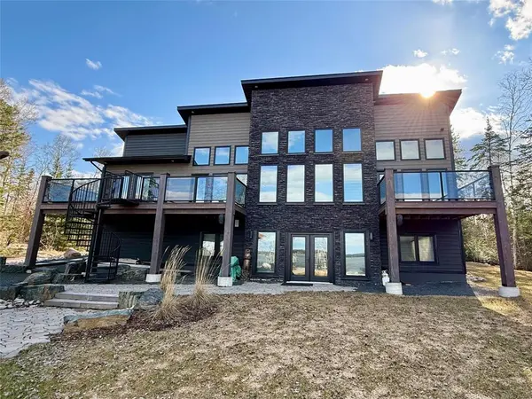 17 Block 6 RD, Brereton Lake, MB R0E 1R0