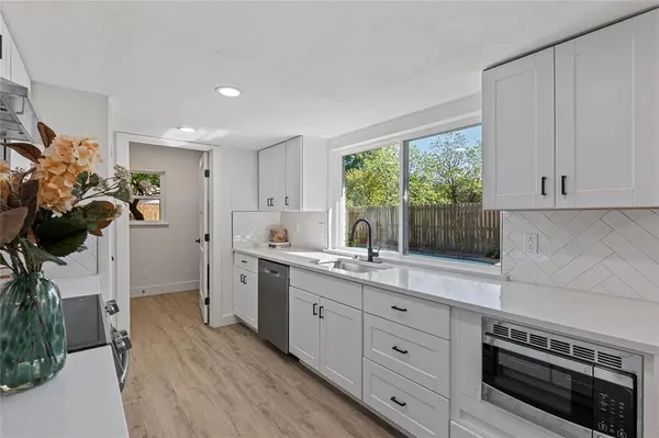 8617 Baumgarten Drive, Dallas, TX 75228