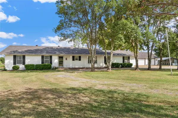 815 N Spikes Road, Corsicana, TX 75110