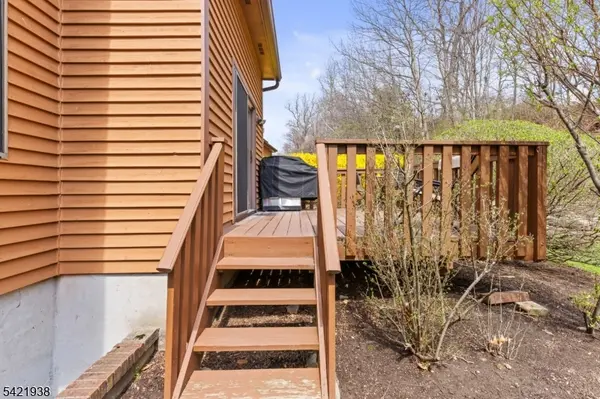 25 Flintlock Ter, Rockaway Twp., NJ 07866