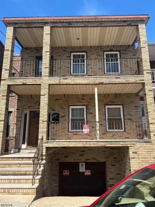 150 68Th St, Guttenberg Town, NJ 07093