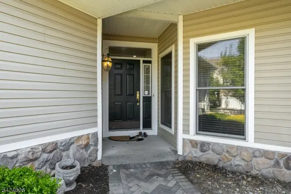 20 Pine Valley Rd, Livingston Twp., NJ 07039