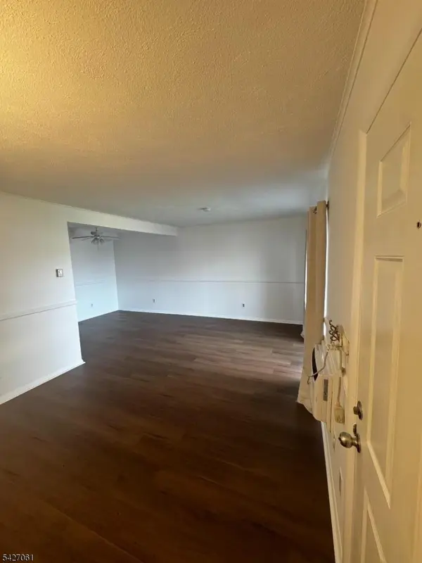 2350 Route 10 #29, Morris Plains Boro, NJ 07950