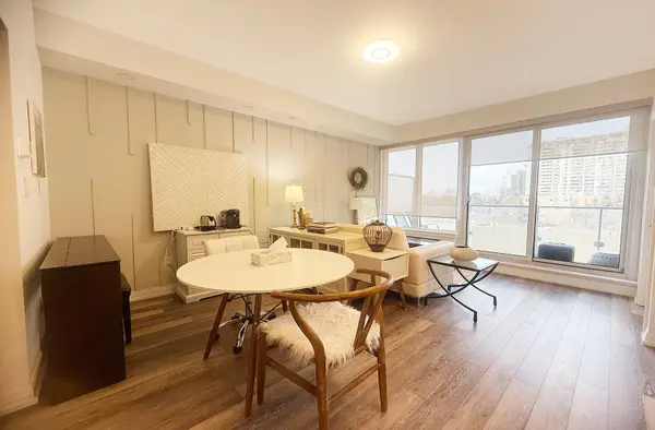 75 Canterbury PL #615, Toronto C07, ON M2N 0L2