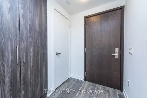 1 Yorkville AVE #3412, Toronto C02, ON M4W 0B1