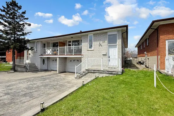 26 Faye DR, Toronto C15, ON M2J 3S6