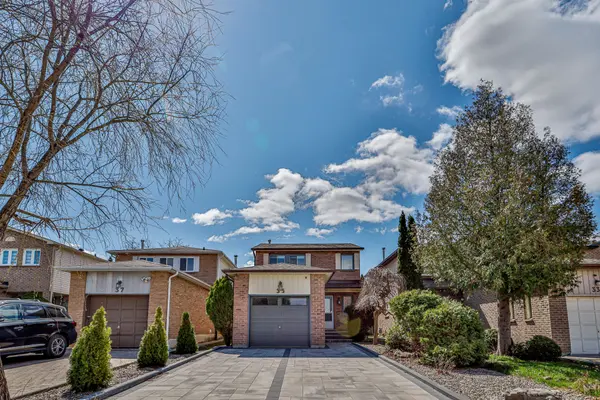 35 Constellation CRES #BASEMENT, Richmond Hill, ON L4C 8J8