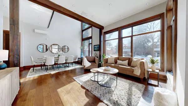 227 second ST, Whitchurch-stouffville, ON L4A 1B9