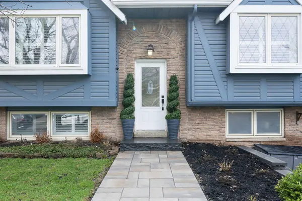 760 WILLOW AVE, Milton, ON L9T 3E6