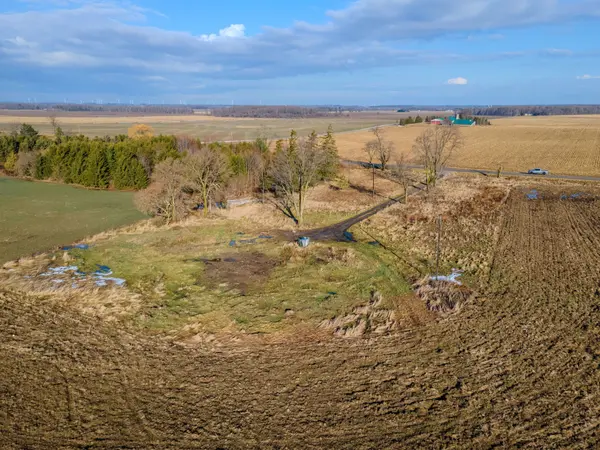 3859 Wardell DR, Adelaide Metcalfe, ON N7G 3H7