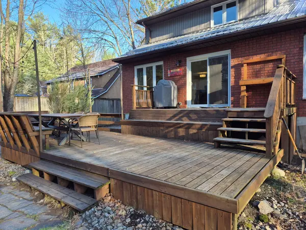 9 Daleman DR, Bracebridge, ON P1L 1A8