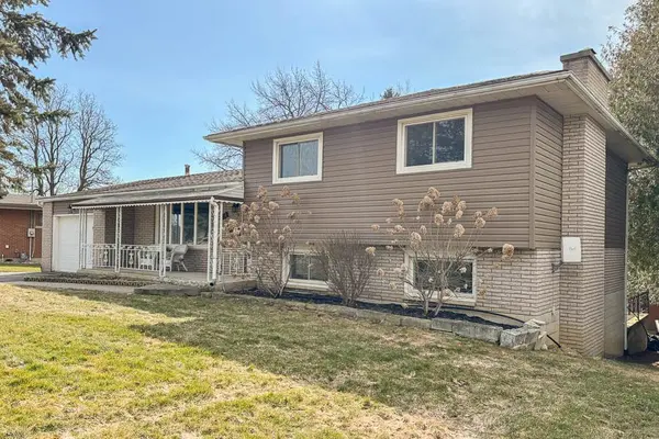 104 Hillside AVE, Norfolk, ON N4B 1Y7