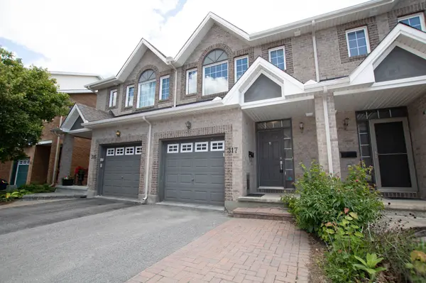 317 Freedom Private, Alta Vista And Area, ON K1G 6W3