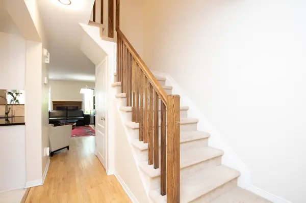 317 Freedom Private, Alta Vista And Area, ON K1G 6W3