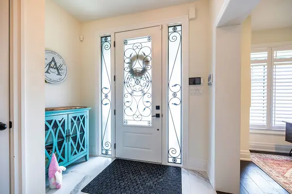 82 Hennessey CRES, Kawartha Lakes, ON K9V 0P4