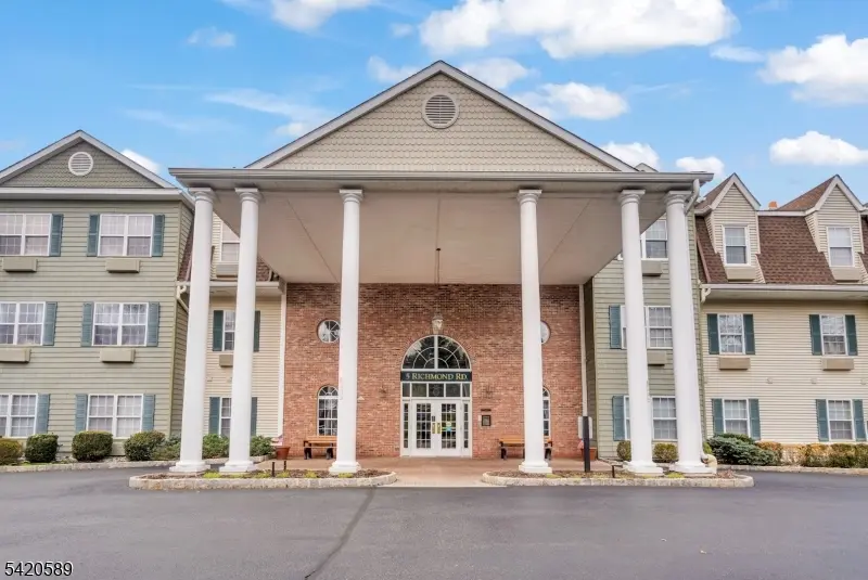 5320 Richmond Rd #320, West Milford Twp., NJ 07480