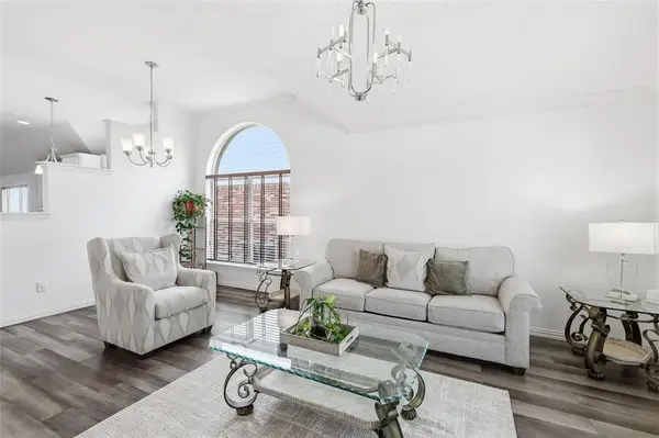 8360 Whippoorwill Drive, Fort Worth, TX 76123