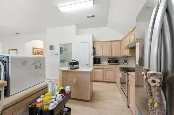 7451 Stonybrooke Drive, North Richland Hills, TX 76182