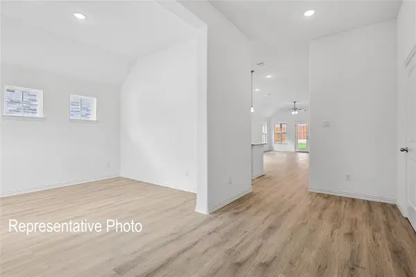 4372 Biddle Street, Midlothian, TX 76065