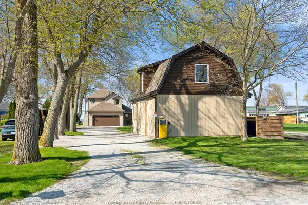 419 CHARRON BEACH, Lakeshore, ON N8L 1J5