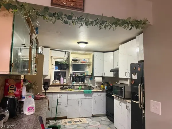 39.5 Sunset Ave, Newark City, NJ 07106