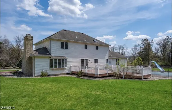 5 Oxbow Ln, Hardyston Twp., NJ 07416