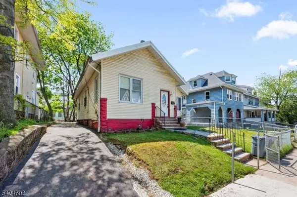 42-44 Scheerer Ave, Newark City, NJ 07112