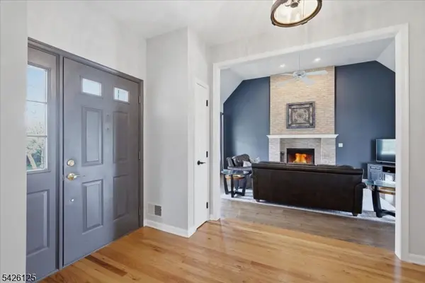 100 Distillery Rd, Readington Twp., NJ 08889