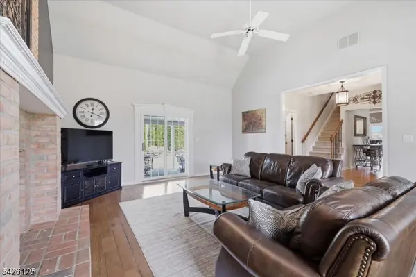 100 Distillery Rd, Readington Twp., NJ 08889