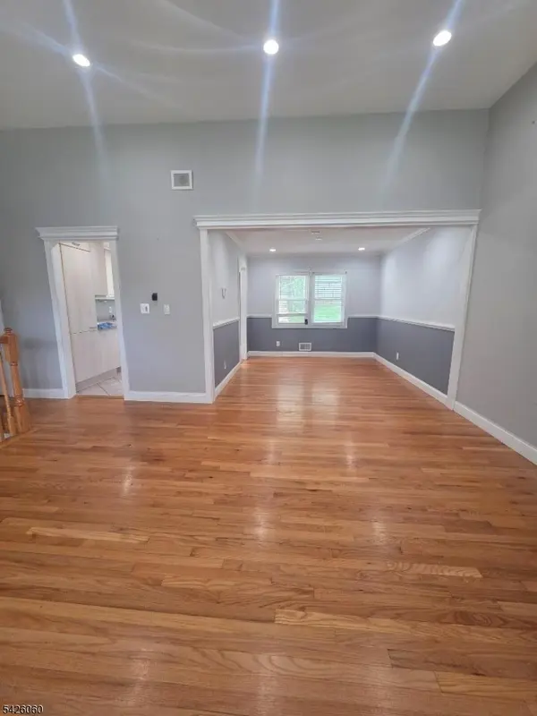 65 Shady Ln, Bridgewater Twp., NJ 08805