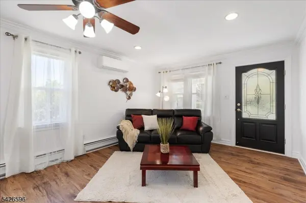 44 Maple Ave, Flemington Boro, NJ 08822