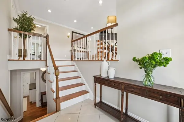 3 Glenmere Dr, Chatham Twp., NJ 07928