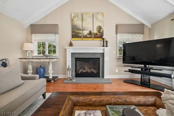 3 Glenmere Dr, Chatham Twp., NJ 07928