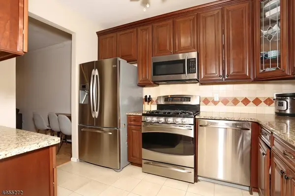 469 Hartford Dr, Nutley Twp., NJ 07110