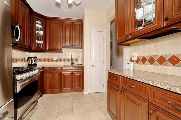 469 Hartford Dr, Nutley Twp., NJ 07110