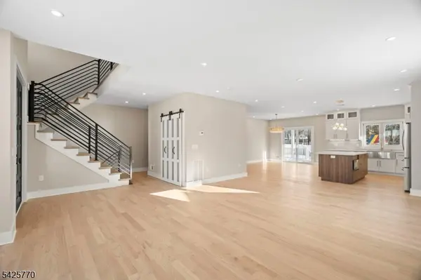 12-41 Western Dr, Fair Lawn Boro, NJ 07410