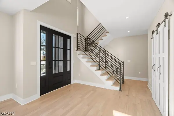 12-41 Western Dr, Fair Lawn Boro, NJ 07410