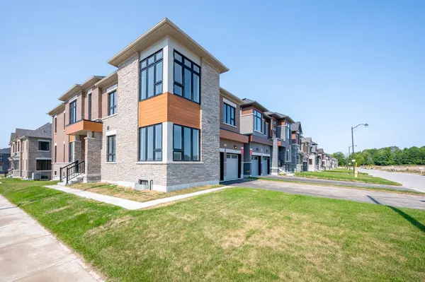 44 Wild Ginger LN, Springwater, ON L9X 2C9