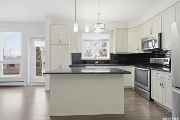 1025 Moss AVENUE #206, Saskatoon, SK S7H 4C7