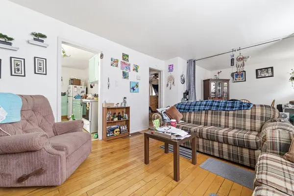 6 Hillcrest AVE, Deep River, ON K0J 1P0