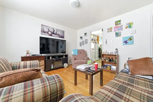 6 Hillcrest AVE, Deep River, ON K0J 1P0