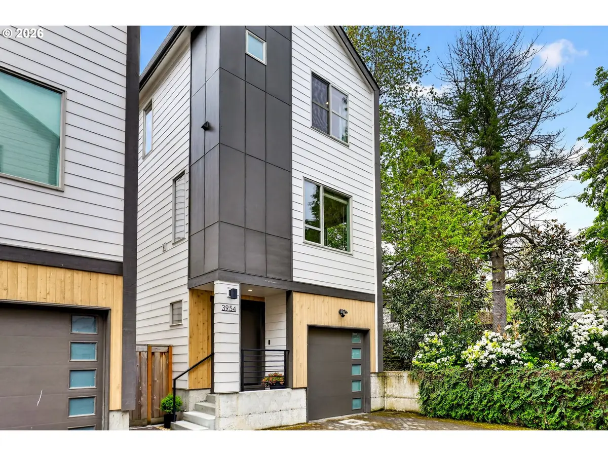 3954 SE GLADSTONE ST, Portland, OR 97202