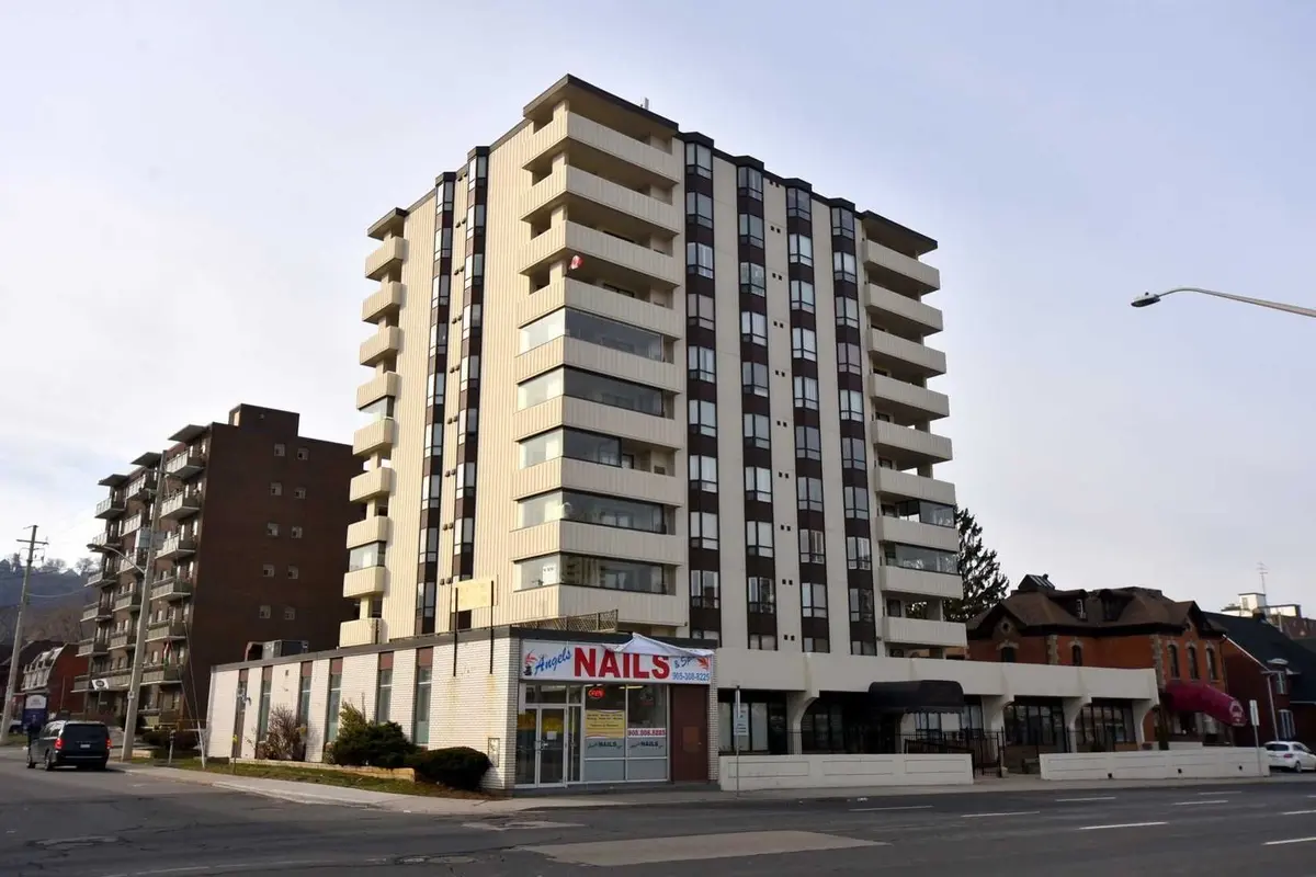 432 Main ST E #1104, Hamilton, ON L8N 1J9